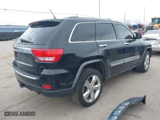2012 Jeep Grand Cherokee Overland with VIN 1C4RJFCG3CC148601, listed as a IAAI auction lot 41717658 with 127,681 mi miles. Bid and sale history available at carsss.com. Image 4.