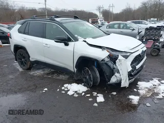 2024 Toyota RAV4 Hybrid XSE with VIN JTME6RFV2RD560488, listed as a IAAI auction lot 41542751 with 9,402 mi miles. Bid and sale history available at carsss.com. Image 1.