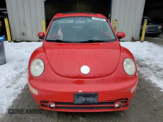 2004 Volkswagen New Beetle Coupe GLS with VIN 3VWCK31C54M405594, listed as a Copart auction lot 43768385 with 222,991 mi miles and Salvage Title. Bid and sale history available at carsss.com. Image 5.