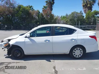 2018 Nissan Versa Sedan SV with VIN 3N1CN7AP8JL872775, listed as a IAAI auction lot 41881821 with 205,367 mi miles. Bid and sale history available at carsss.com. Image 9.