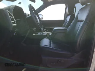 2020 Ford Expedition XLT с VIN 1FMJU1JT1LEA44146, выставлен на аукционе Copart как лот 61271725 с пробегом 68 085 миль миль и Списание • Salvage title. История ставок и продаж доступна на DreamBid. Изображение 7.