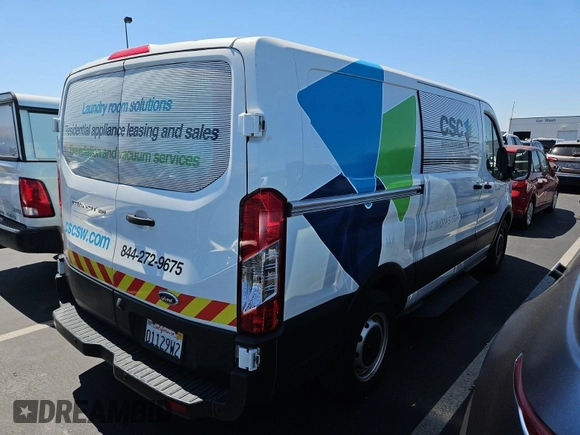 2019 Ford Transit z VIN 1FTYE1YM8KKB40189, wystawiony jako IAAI lot #42763040 z przebiegiem 193 036 mil mil oraz . Historia ofert i sprzedaży dostępna na DreamBid. Obrazek 55.