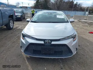 2022 Toyota Corolla LE with VIN 5YFEPMAE3NP297460, listed as a IAAI auction lot 41688004 with 69,250 mi miles. Bid and sale history available at carsss.com. Image 13.