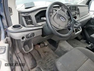 2020 Ford Transit Cargo z VIN 1FTBR3X87LKA56019, wystawiony jako Copart lot #62969395 z przebiegiem 20 952 mil mil oraz Czysty tytuł • Clean title. Historia ofert i sprzedaży dostępna na DreamBid. Obrazek 8.