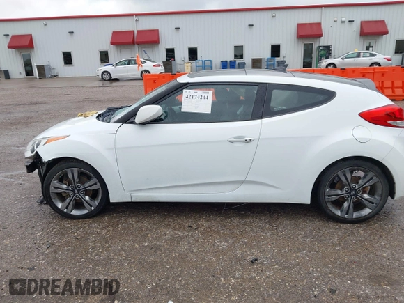 2016 Hyundai Veloster with VIN KMHTC6AD8GU248553, listed as a IAAI auction lot 42174244 with Not provided miles and . Bid and sale history available at DreamBid. Image 14.