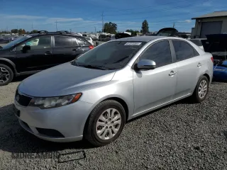 2011 Kia Forte EX with VIN KNAFU4A20B5450451, listed as a Copart auction lot 67372384 with 119,088 mi miles and Clean Title. Bid and sale history available at carsss.com. Image 1.