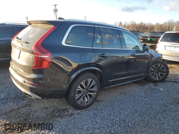 2021 Volvo XC90 Momentum with VIN YV4102PK1M1752472, listed as a Copart auction lot 83328974 with 0 mi miles and Salvage Title. Bid and sale history available at carsss.com. Image 3.