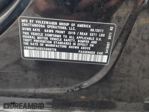 2012 Volkswagen Passat SE z VIN 1VWBH7A3XCC009775, wystawiony jako Copart lot #56469285 z przebiegiem 145 265 mil mil oraz Szkoda całkowita • Salvage title. Historia ofert i sprzedaży dostępna na DreamBid. Obrazek 12.