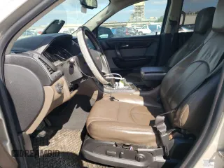 2013 GMC Acadia SLT z VIN 1GKKRRKD5DJ198260, wystawiony jako Copart lot #52560975 z przebiegiem 173 499 mil mil oraz Szkoda całkowita • Salvage title. Historia ofert i sprzedaży dostępna na DreamBid. Obrazek 7.