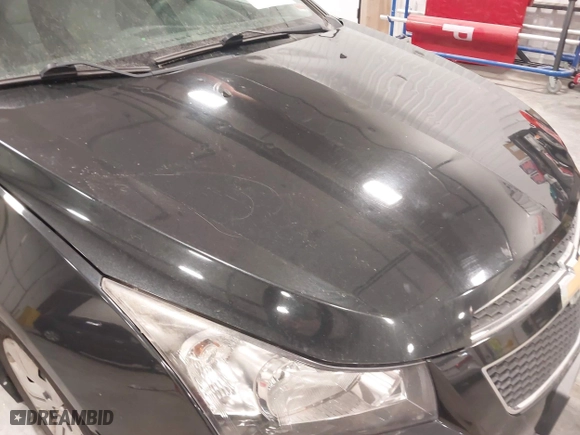 2014 Chevrolet Cruze LS with VIN 1G1PA5SH2E7340849, listed as a IAAI auction lot 41945025 with 107,425 mi miles. Bid and sale history available at carsss.com. Image 6.