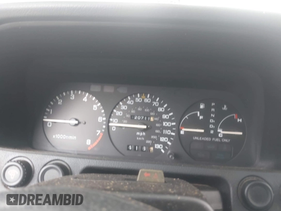 1988 Acura Integra z VIN JH4DA3451JS001006, wystawiony jako IAAI lot #42246189 z przebiegiem 120 711 mil mil oraz . Historia ofert i sprzedaży dostępna na DreamBid. Obrazek 7.