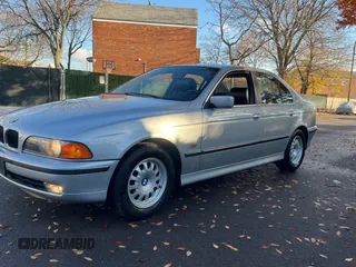 1997 BMW 5 Series 528iA with VIN WBADD6324VBW20221, listed as a Copart auction lot 82865794 with 74,647 mi miles and Clean Title. Bid and sale history available at carsss.com. Image 2.