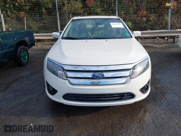 2011 Ford Fusion SE with VIN 3FAHP0HA2BR340657, listed as a IAAI auction lot 41899051 with 100,487 mi miles. Bid and sale history available at carsss.com. Image 12.