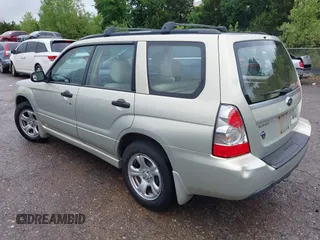 2007 Subaru Forester X with VIN JF1SG63627H711790, listed as a IAAI auction lot 42200768 with 118,059 mi miles and . Bid and sale history available at DreamBid. Image 3.