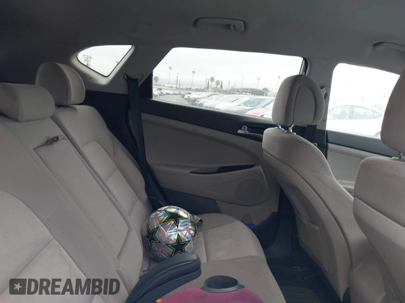 2016 Hyundai Tucson SE z VIN KM8J23A45GU246722, wystawiony jako IAAI lot #41522829 z przebiegiem 123 777 mil mil oraz . Historia ofert i sprzedaży dostępna na DreamBid. Obrazek 8.