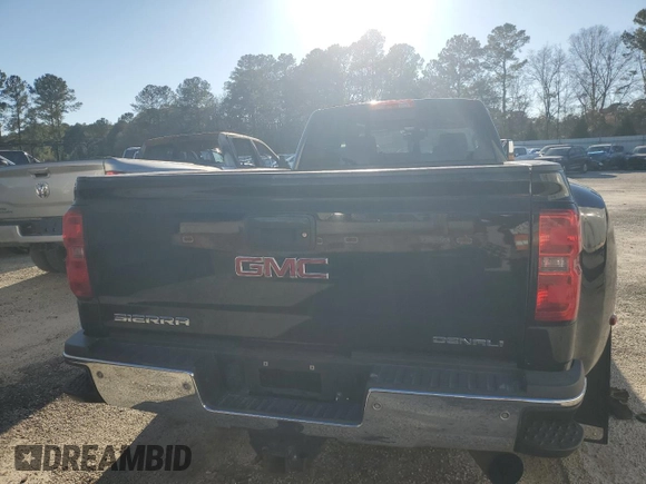 2016 GMC Sierra 3500HD Denali z VIN 1GT42YE84GF180390, wystawiony jako Copart lot #47046815 z przebiegiem 885 857 mil mil oraz Szkoda całkowita • Salvage title. Historia ofert i sprzedaży dostępna na DreamBid. Obrazek 6.