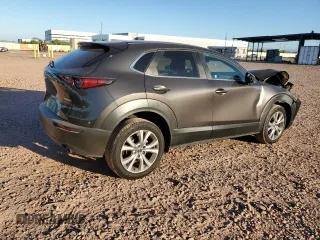 2021 Mazda CX-30 Select with VIN 3MVDMABL3MM252300, listed as a Copart auction lot 61505535 with 29,166 mi miles and Salvage title. Bid and sale history available at DreamBid. Image 3.