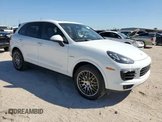 2017 Porsche Cayenne S E-Hybrid with VIN WP1AE2A28HLA68265, listed as a Copart auction lot 48814205 with 132,996 mi miles and Clean title. Bid and sale history available at DreamBid. Image 4.