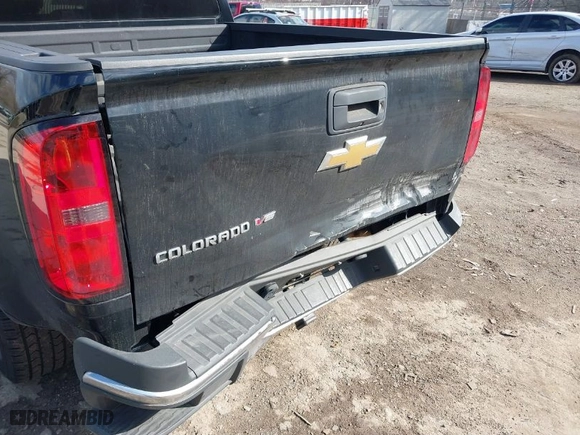 2018 Chevrolet Colorado 4WD Work Truck with VIN 1GCGTBEN2J1101865, listed as a IAAI auction lot 41543479 with 86,318 mi miles. Bid and sale history available at carsss.com. Image 6.