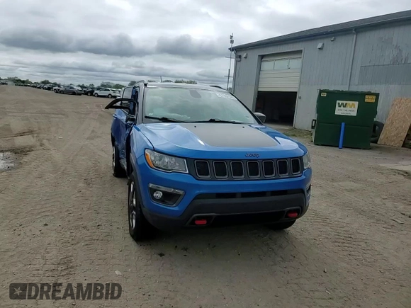 2018 Jeep Compass Trailhawk z VIN 3C4NJDDBXJT342632, wystawiony jako Copart lot #57302595 z przebiegiem 84 160 mil mil oraz Czysty tytuł • Clean title. Historia ofert i sprzedaży dostępna na DreamBid. Obrazek 14.