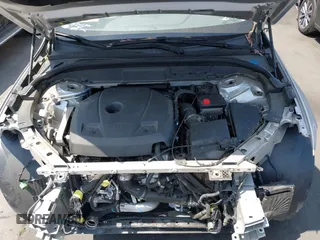 2020 Volvo XC60 Momentum z VIN YV4102DK8L1429104, wystawiony jako IAAI lot #42432652 z przebiegiem 35 429 mil mil oraz . Historia ofert i sprzedaży dostępna na DreamBid. Obrazek 10.