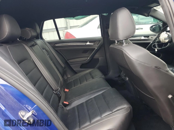 2017 Volkswagen Golf с VIN WVWWF7AU7HW117070, выставлен на аукционе Copart как лот 60392975 с пробегом 83 828 миль миль и Списание • Salvage title. История ставок и продаж доступна на DreamBid. Изображение 10.