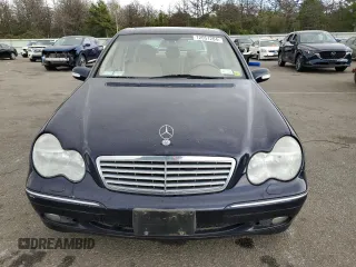 2003 Mercedes-Benz C 240 с VIN WDBRF81J83F377073, выставлен на аукционе Copart как лот 72051204 с пробегом Не указан миль и На запчасти • Non repairable. История ставок и продаж доступна на DreamBid. Изображение 5.