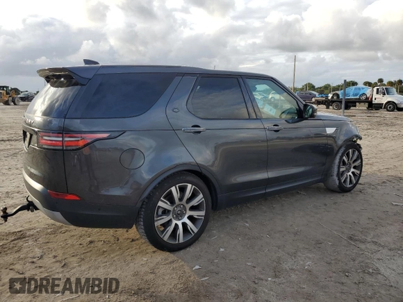 2018 Land Rover Discovery HSE Luxury with VIN SALRT2RV9JA058590, listed as a Copart auction lot 72785613 with 44,879 mi miles. Bid and sale history available at carsss.com. Image 3.