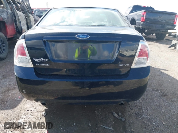 2007 Ford Fusion SE with VIN 3FAHP07177R105132, listed as a IAAI auction lot 41705099 with 222,344 mi miles. Bid and sale history available at carsss.com. Image 17.