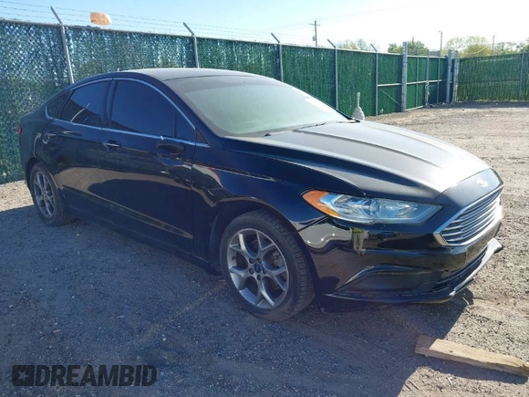 2018 Ford Fusion SE with VIN 3FA6P0HD4JR166915, listed as a IAAI auction lot 42043918 with 67,337 mi miles. Bid and sale history available at carsss.com. Image 1.