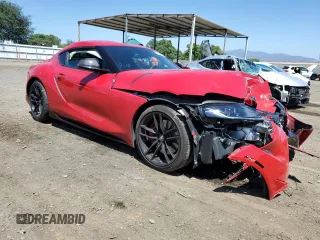 2020 Toyota Supra 3.0 z VIN WZ1DB4C09LW020555, wystawiony jako Copart lot #65440913 z przebiegiem Nie podano mil oraz . Historia ofert i sprzedaży dostępna na DreamBid. Obrazek 4.