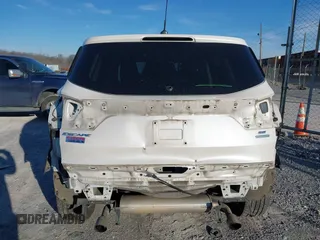 2017 Ford Escape SE z VIN 1FMCU0GD5HUB35744, wystawiony jako IAAI lot #41389972 z przebiegiem 171 623 mil mil oraz . Historia ofert i sprzedaży dostępna na DreamBid. Obrazek 17.