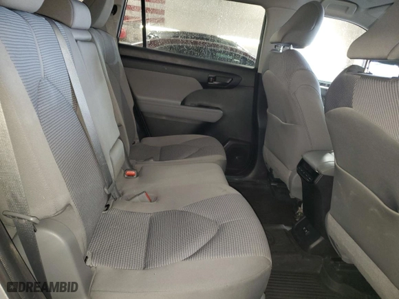 2021 Toyota Highlander L with VIN 5TDBZRBH6MS523435, listed as a Copart auction lot 50786615 with 44,192 mi miles and Salvage Title. Bid and sale history available at carsss.com. Image 10.