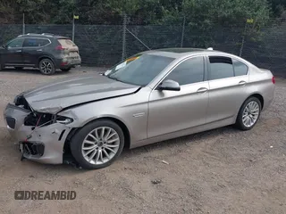 2014 BMW 5 Series 528i xDrive with VIN WBA5A7C56ED613949, listed as a IAAI auction lot 40353558 with 94,672 mi miles and . Bid and sale history available at DreamBid. Image 18.