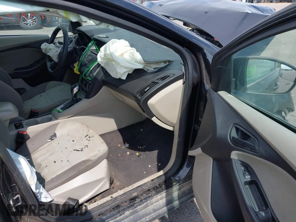 2012 Ford Focus SE with VIN 1FAHP3F28CL451694, listed as a IAAI auction lot 42491774 with Not provided miles and . Bid and sale history available at DreamBid. Image 5.