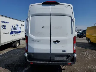 2022 Ford Transit Cargo z VIN 1FTBR1X82NKA23274, wystawiony jako Copart lot #52293345 z przebiegiem 59 412 mil mil oraz Szkoda całkowita • Salvage title. Historia ofert i sprzedaży dostępna na DreamBid. Obrazek 6.