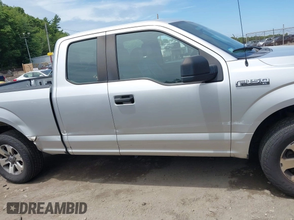2016 Ford F-150 XLT with VIN 1FTEX1E88GFB80051, listed as a IAAI auction lot 42587756 with 214,457 mi miles and . Bid and sale history available at DreamBid. Image 13.
