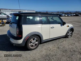 2013 MINI Clubman z VIN WMWZF3C57DT490520, wystawiony jako Copart lot #45781245 z przebiegiem 110 017 mil mil oraz Szkoda całkowita • Salvage title. Historia ofert i sprzedaży dostępna na DreamBid. Obrazek 3.