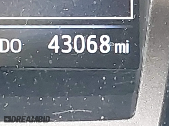 2018 Toyota Tacoma SR5 with VIN 3TMAZ5CN9JM070187, listed as a IAAI auction lot 41816520 with 43,068 mi miles and . Bid and sale history available at DreamBid. Image 16.