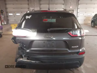 2019 Jeep Cherokee Latitude Plus with VIN 1C4PJMLB1KD139940, listed as a IAAI auction lot 41754134 with 113,237 mi miles. Bid and sale history available at carsss.com. Image 16.