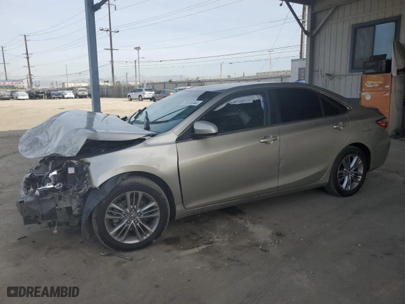 2015 Toyota Camry XLE with VIN 4T1BF1FK4FU938246, listed as a Copart auction lot 78958044 with 204,262 mi miles and Salvage Title. Bid and sale history available at carsss.com. Image 1.