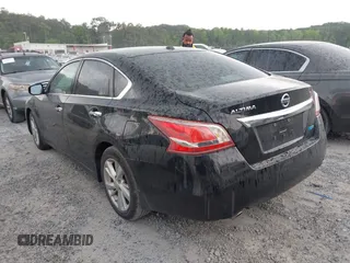 2013 Nissan Altima SV with VIN 1N4AL3AP5DC139804, listed as a IAAI auction lot 42432853 with 170,168 mi miles and . Bid and sale history available at DreamBid. Image 3.