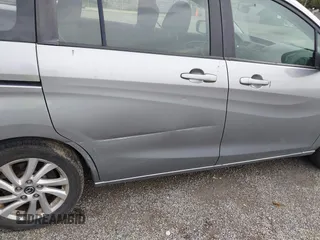 2014 Mazda 5 Sport z VIN JM1CW2BL5E0172594, wystawiony jako IAAI lot #42628707 z przebiegiem 180 369 mil mil oraz . Historia ofert i sprzedaży dostępna na DreamBid. Obrazek 19.