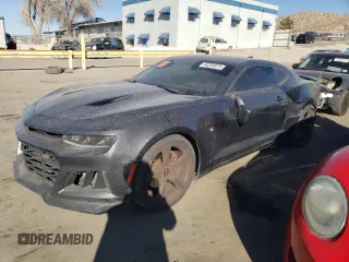 2017 Chevrolet Camaro 2SS with VIN 1G1FG1R78H0125117, listed as a Copart auction lot 44256975 with 0 mi miles and Salvage Title. Bid and sale history available at carsss.com. Image 1.