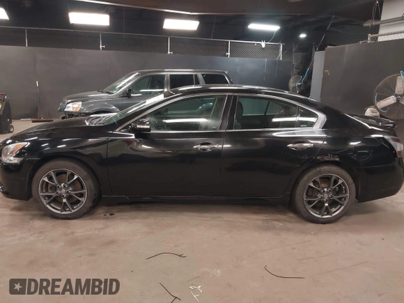 2012 Nissan Maxima S с VIN 1N4AA5AP9CC863172, выставлен на аукционе IAAI как лот 42120073 с пробегом 102 500 миль миль и . История ставок и продаж доступна на DreamBid. Изображение 14.