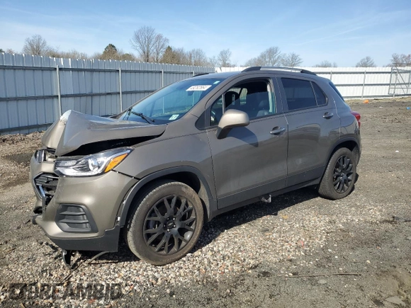2022 Chevrolet Trax LT with VIN KL7CJPSM2NB530112, listed as a Copart auction lot 49282564 with 0 mi miles and Salvage Title. Bid and sale history available at carsss.com. Image 1.