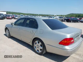 2002 Lexus LS 430 z VIN JTHBN30F420082588, wystawiony jako IAAI lot #42406377 z przebiegiem 239 730 mil mil oraz . Historia ofert i sprzedaży dostępna na DreamBid. Obrazek 3.