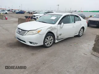 2012 Toyota Avalon z VIN 4T1BK3DB5CU453278, wystawiony jako IAAI lot #41537734 z przebiegiem 183 492 mil mil oraz . Historia ofert i sprzedaży dostępna na DreamBid. Obrazek 17.