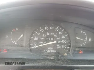 2001 Toyota Tacoma z VIN 5TEPM62N71Z853897, wystawiony jako Copart lot #60276875 z przebiegiem 250 456 mil mil oraz Czysty tytuł • Clean title. Historia ofert i sprzedaży dostępna na DreamBid. Obrazek 9.