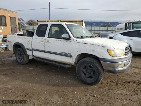 2002 Toyota Tundra SR5 with VIN 5TBRT34162S256817, listed as a Copart auction lot 72203284 with 377,931 mi miles and Salvage Title. Bid and sale history available at carsss.com. Image 4.